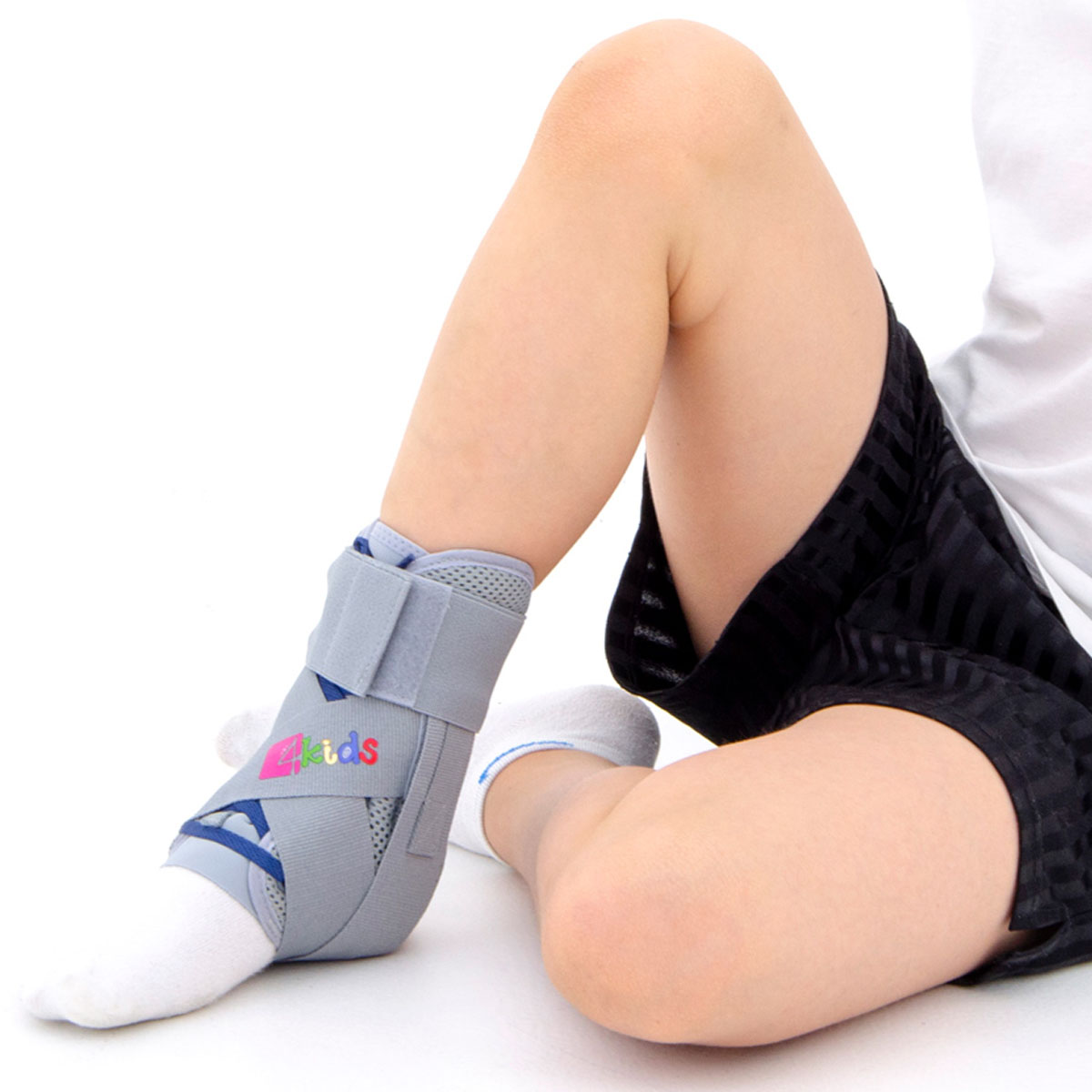 Orteză de gleznă pediatrică 4Kids AM-OSS-03