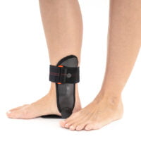 274748-4T7A1253-200x200-1