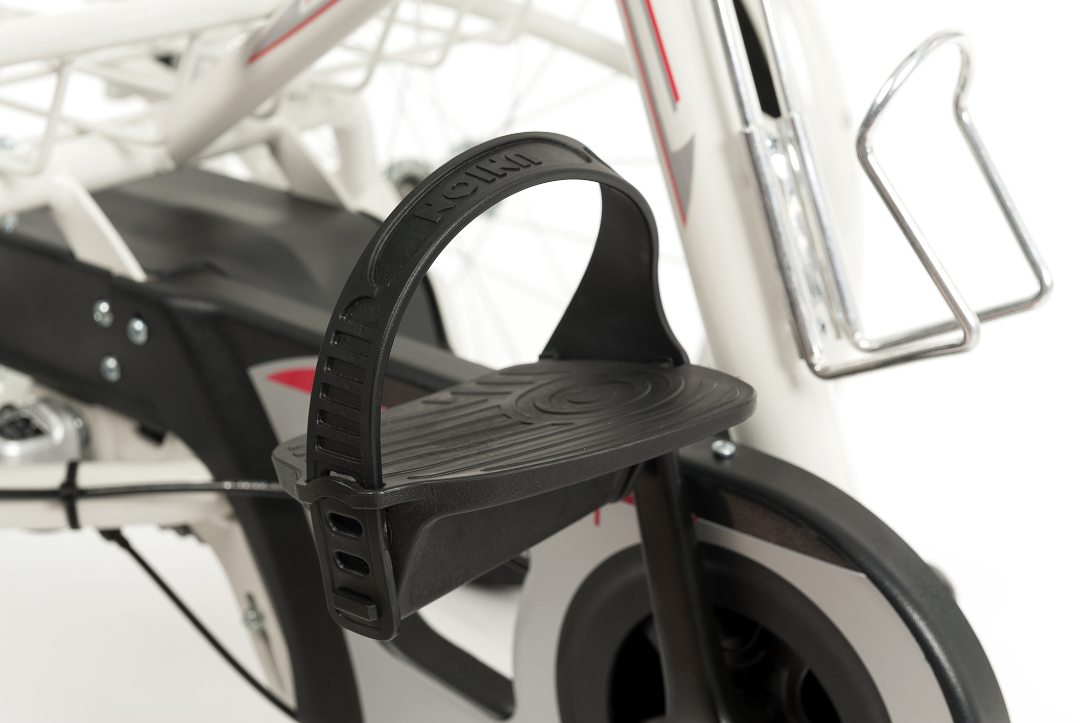 F1-Pedal-with-strap