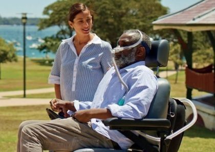 aparat-pentru-ventilatie-neinvaziva-si-invaziva-resmed-astral-150-10