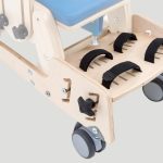 Baza mobila si suport pentru picioare cu centure de siguranta in 2 puncte pentru scaun KIDOO