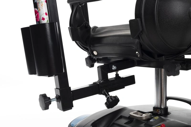 scuter cu 4 roti pliabil model One de la Vermeiren vedere scaun