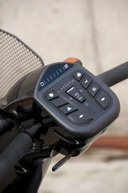 scuter electric cu 4 roti Ceres Vermeiren detaliu 2